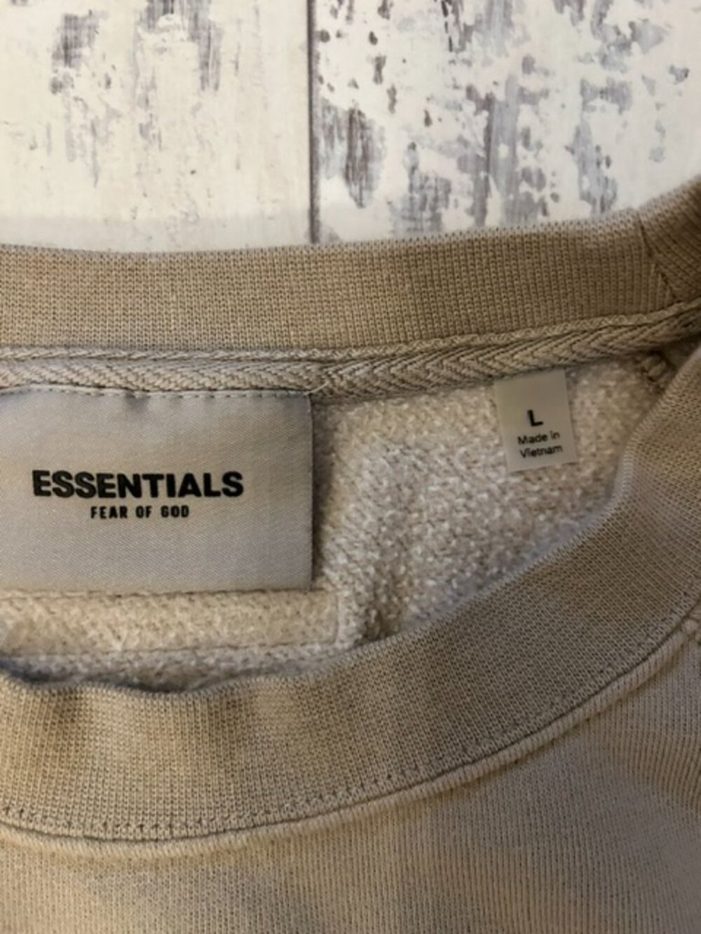 Essentials Sweatshirt - Men - Picture 2 of 2